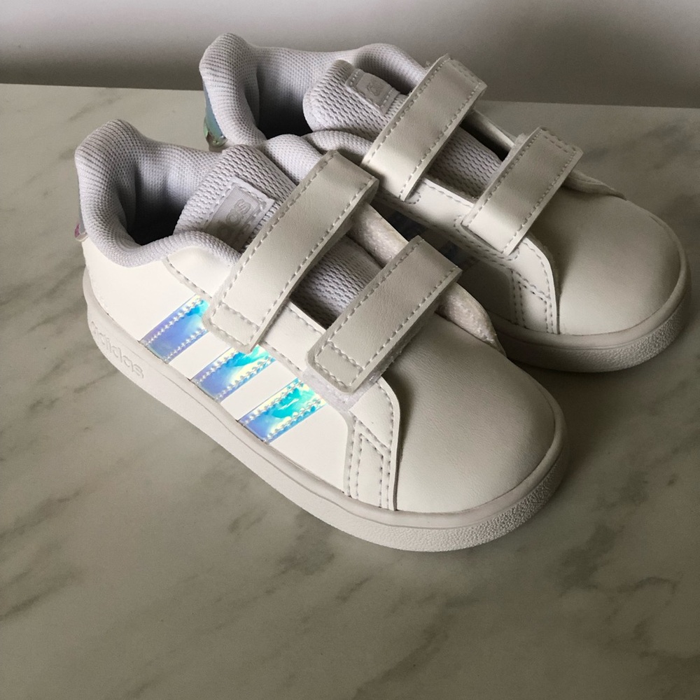 Adidas Kids Grand Court 2.0 Tennis Shoe - Unisex-Child Sneakers